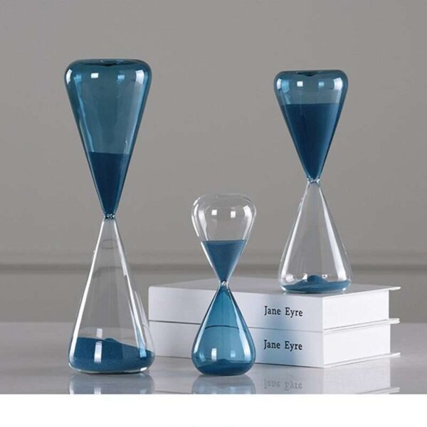60 minutes 30 minutes 10 minutes time hourglass